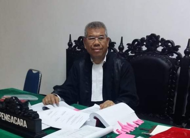 Foto: Advokat, Ali Antonius (sumber foto facebook Antonius Ali)