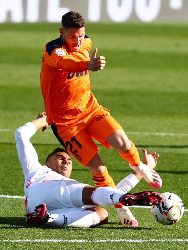 Pertandingan antara Real Madrid vs Valencia di Estadio Alfredo Di Stefano, Madrid, Spanyol. Foto: Sergio Perez/Reuters