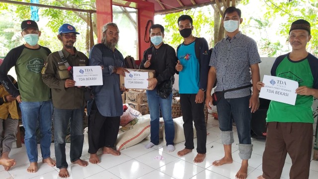 Penyaluran bantuan. Foto: dok