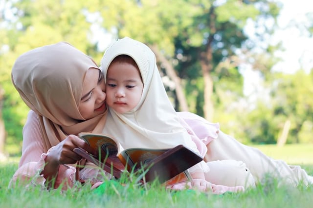 Ilustrasi Doa Untuk Anak Perempuan, Foto: Dok. freepik.com