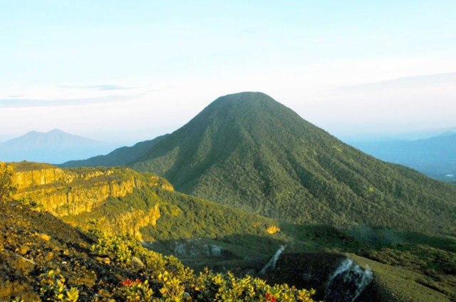 Gunung Gede Pangrango, dok: pinterest
