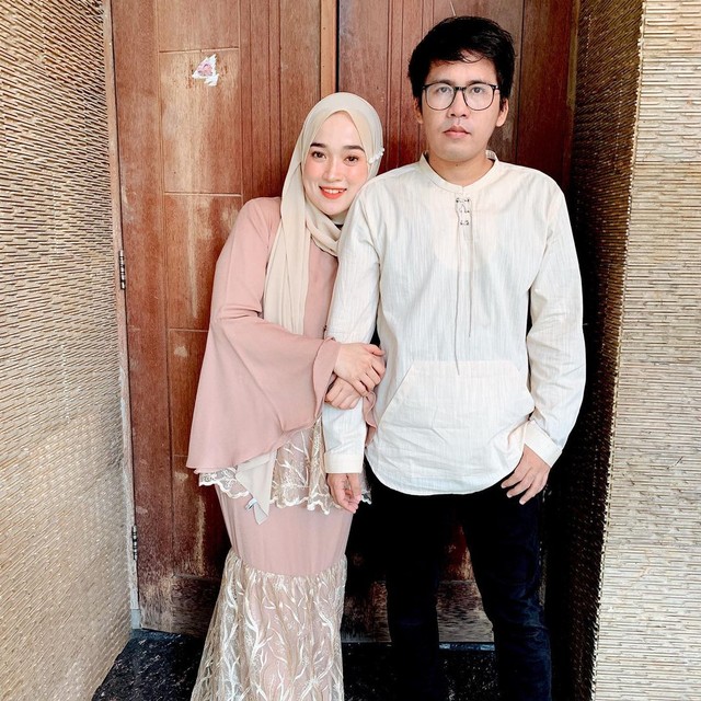 Ririe Fairus dan Ayus Sabyan. Foto: Instagram/Ririe Fairus
