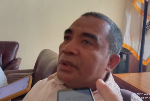 Ketua Komisi II DPRD Halmahera Tengah, Ahlan Djumadil. Foto: Risno Hamisi