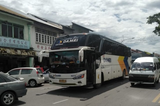 Bus Damri di luar negeri. Foto: dok. Istimewa