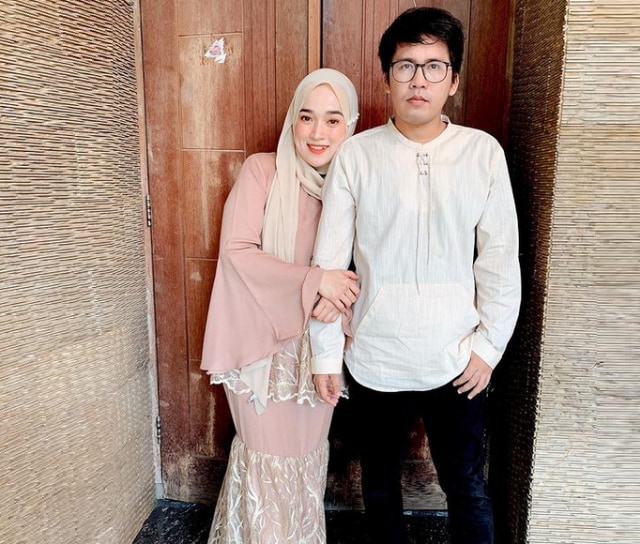 Ayus dan istri. intsgaram @ririe_fairus