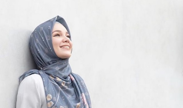 Dewi Sandra. Foto: Instagram.com/dewisandra