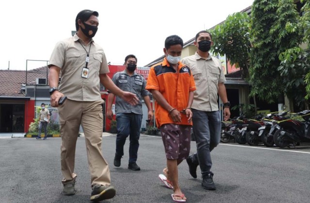 Penjagal Sapi di Surabaya Bunuh Selingkuhan Istrinya
