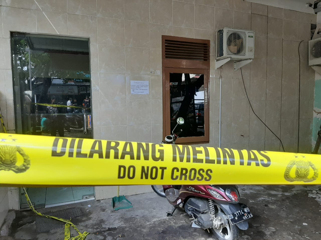 Garis polisi di lokasi pembunuhan selebgram di Makassar. Foto: Dok. Istimewa