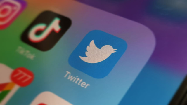 Ilustrasi Twitter. Foto: Leo Prima/Hi!Pontianak