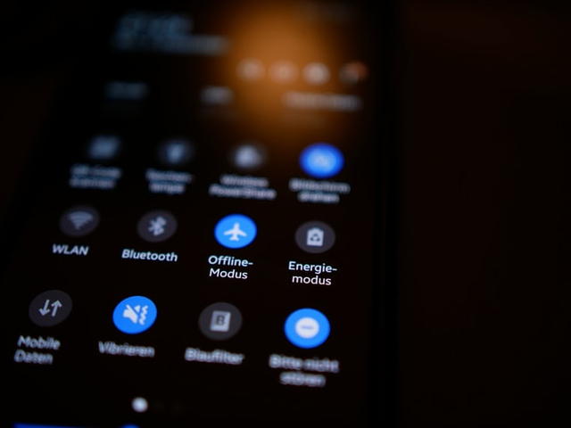 Ilustrasi Pengaturan Smartphone Foto: Unsplash