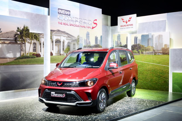 Wuling Confero S facelift meluncur, Rabu (10/3). Foto: Aditya Pratama Niagara/kumparan