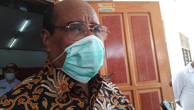 Ketua DPD Partai Golkar Papua Barat Lambert Jitmau, foto : Yanti/Balleo News
