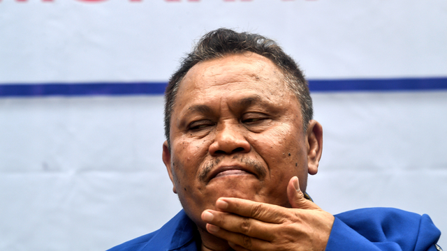 Sekjen Partai Demokrat versi KLB Jhonny Allen memberikan keterangan pers terkait urgensi KLB Sibolangit di Jakarta, Kamis (11/3/2021). Foto: Muhammad Adimaja/ANTARA FOTO