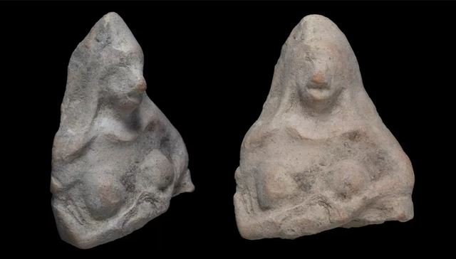 Jimat berusia 2.500 tahun yang dipercaya sebagai pelindung anak-anak.  Foto: Yevgeny Ostrovsky/Israel Antiquities Authorities