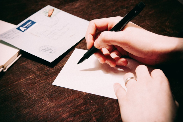 Ilustrasi contoh surat kuasa. Foto: pixabay