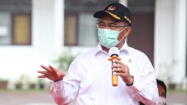 Menko PMK Muhadjir Effendy saat berkunjung ke daerah Gunungsitoli, Kepulauan Nias, Sumatera Utara. Foto: Kemenko PMK