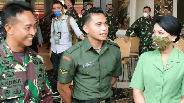 Penampilan Baru Aprilio Perkasa Manganang. Foto: Dok. Istimewa