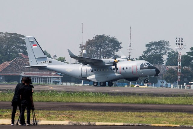Ilustrasi pesawat CN235-220. Foto: M Agung Rajasa/Antara Foto