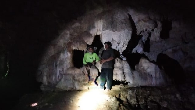 Goa Janggut, di kawasan hutan milik Perhutani, di Desa Ngorogunung, Kecamatan Bubulan, Kabupaten Bojonegoro. (foto: dan/beritabojonegoro)