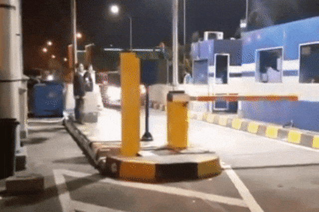 Uji coba bayar tol tanpa berhenti tahun 2017. Foto: dok. Edoward JC via Facebook