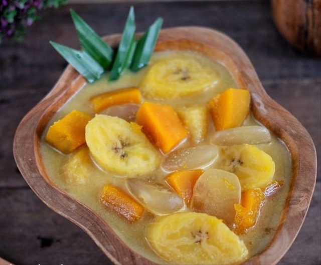 Resep Kolak Pisang Kolang Kaling, sumber foto: Pinterest/DoyanResep