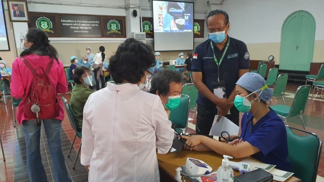 Sentra Vaksinasi Serviam (SVS) di Sekolah Santa Ursula, Jalan Lapangan Banteng Utara No. 10, Jakarta Pusat. Foto: Dok. Istimewa