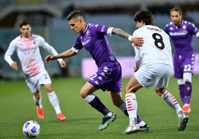 Fiorentina vs AC Milan. Foto: Jennifer Lorenzini/REUTERS
