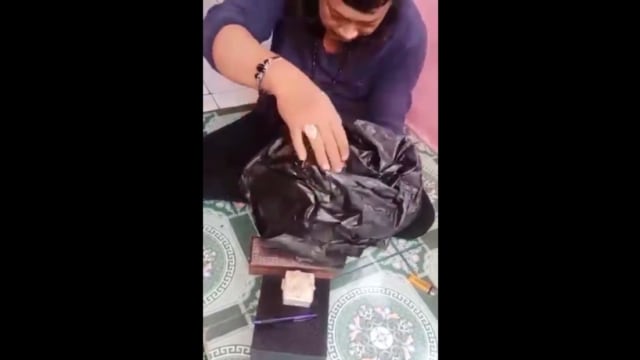 Ustaz Gondrong di Bekasi yang bisa gandakan uang. Foto: Dok. Istimewa