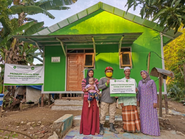 Dua Hunian Tetap untuk Penyintas Banjir Kalsel, dari IZI dan PermataBank Syariah