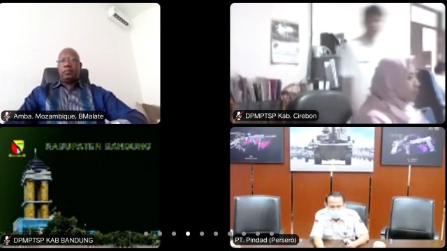 Round Table Meeting : Sustainability and Strength Synergy for Infrastructure and Commerce secara virtual, pada Rabu (24/03/2021).(screeshoot:Feni Yusnia).