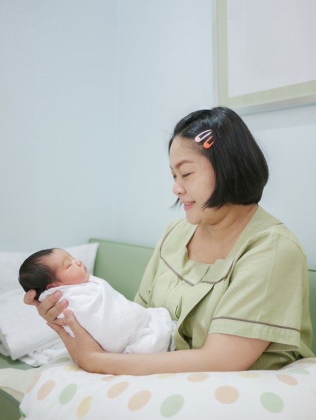 Ilustrasi ibu usai melahirkan Foto: Freepik