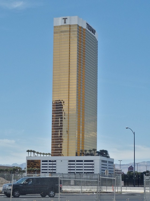 Hotel milik mantan Presiden AS, Trump International Hotel di Washington, DC Foto: Wikimedia Commons