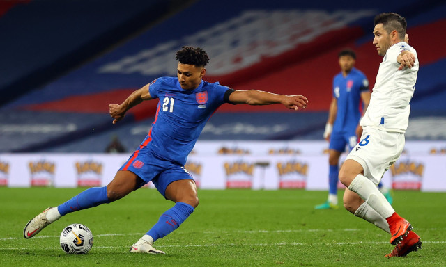 Ollie Watkins sukses catatkan gol pertamanya di laga debut bersama Timnas Inggris. Foto: Julian Finney/The FA/Getty Images