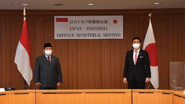 Menteri Pertahanan Republik Indonesia Prabowo Subianto, Minggu (28/3) melaksanakan pertemuan dengan Menteri Pertahanan Jepang H.E. Nobuo Kishi, di Tokyo, Jepang.  Foto: Dok. Kemenhan