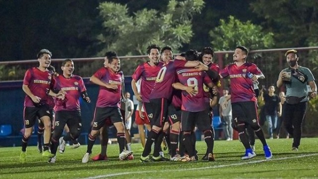 Para penggawa Selebritis FC ketika berlaga. (Foto: Instagram @selebritisfc)