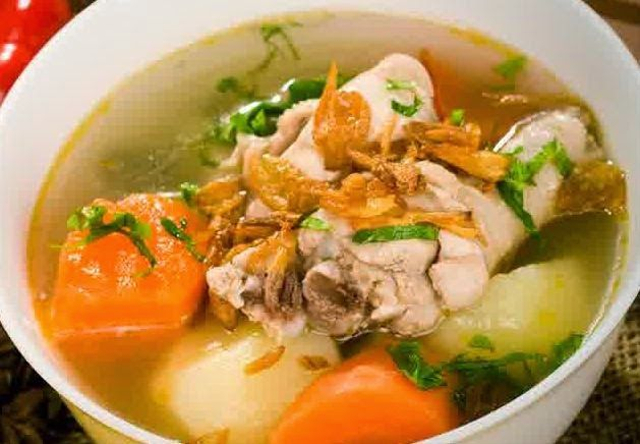 resep sup ayam bakso. sumber gambar: pinterest.com