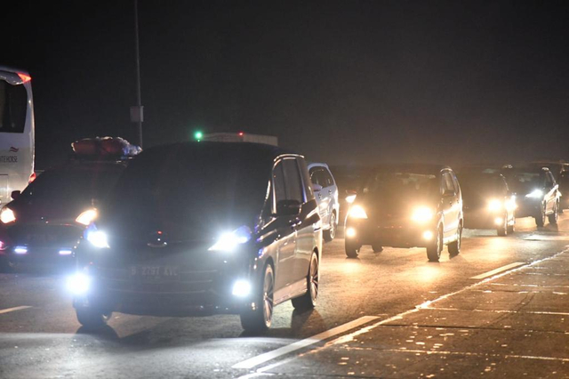 Suasana arus balik libur Paskah di Tol Japek. Foto: Dok. Istimewa