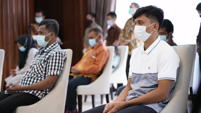 Serah terima WNI yang bebas disandera oleh Abu Sayyaf Foto: Kemenlu RI