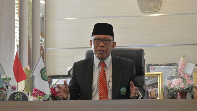 Prof. Maskuri, Rektor Unisma.(dok)
