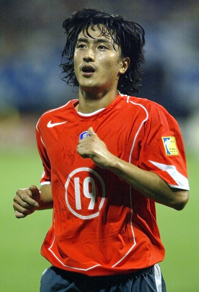 Eks pemain Korea Selatan, Ahn Jung-hwan.
 Foto: FREDERIC BROWN / AFP