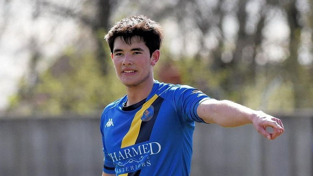 Elkan Baggott bersama King's Lynn Town Football Club. Foto: Instagram/@officialkltownfc