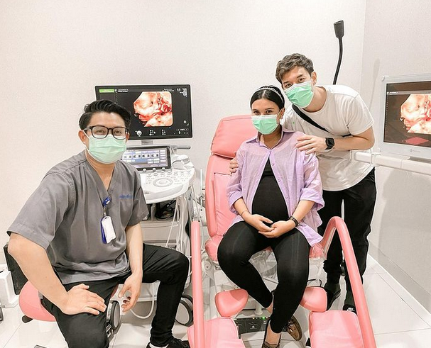 Audi Marissa dan suami. Instagram @audimarissa