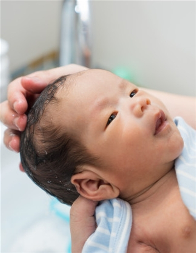 Bolehkah Memandikan Bayi Waktu Malam? Foto: Freepik