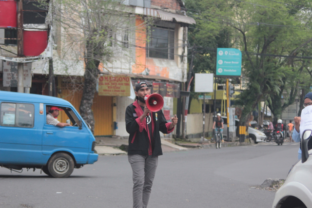 Foto dalam rangka aksi kemanusiaan terhadap bencana NTT di Malang Raya.