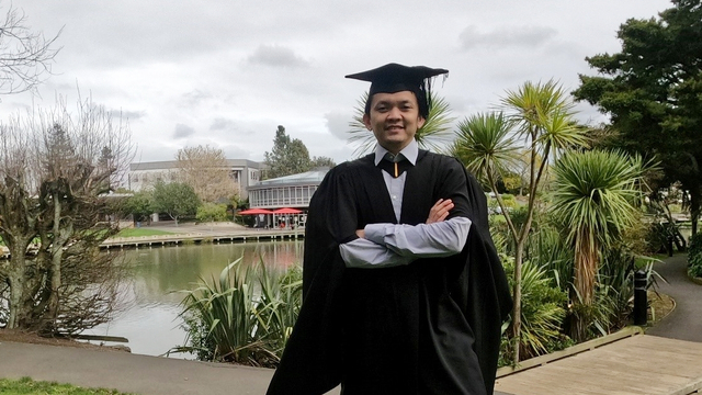 Sandhi Satyatama saat wisuda di University of Waikato, Selandia Baru.  Foto: Dok. Sandhi Satyatama