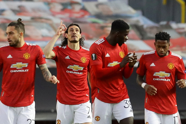 Selebrasi pemain Manchester United usai mencetak gol ke gawang Granada pada pertandingan leg kedua perempat final Liga Europa di Old Trafford, Manchester, Inggris. Foto: David Klein/REUTERS