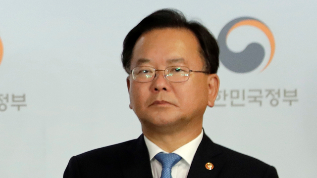 PM Korsel baru, Kim Boo-kyum. Foto: Lee Jin-man/AP Photo