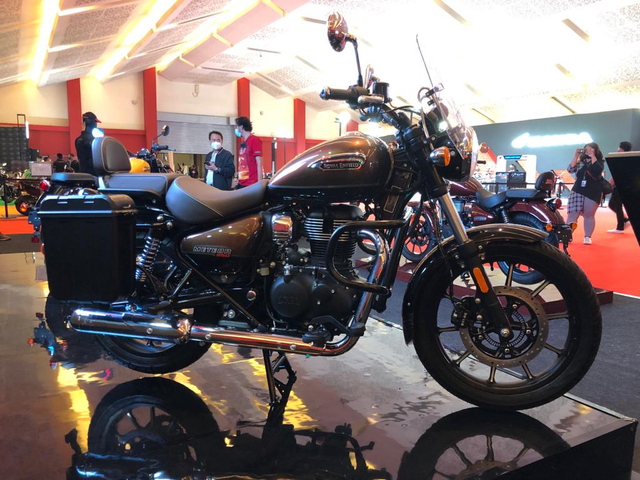 Royal Enfield Meteor 350 Supernova di IIMS 2021 Foto: Bangkit Jaya Putra/kumparan