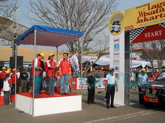 Bernostalgia dengan Isuzu Panther. Foto: Isuzu Indonesia