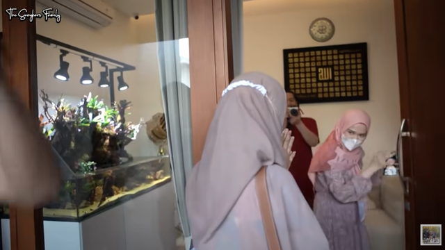 Rumah mewah Roger Danuarta dan Cut Meyriska. Foto: YouTube The Sungkars Family